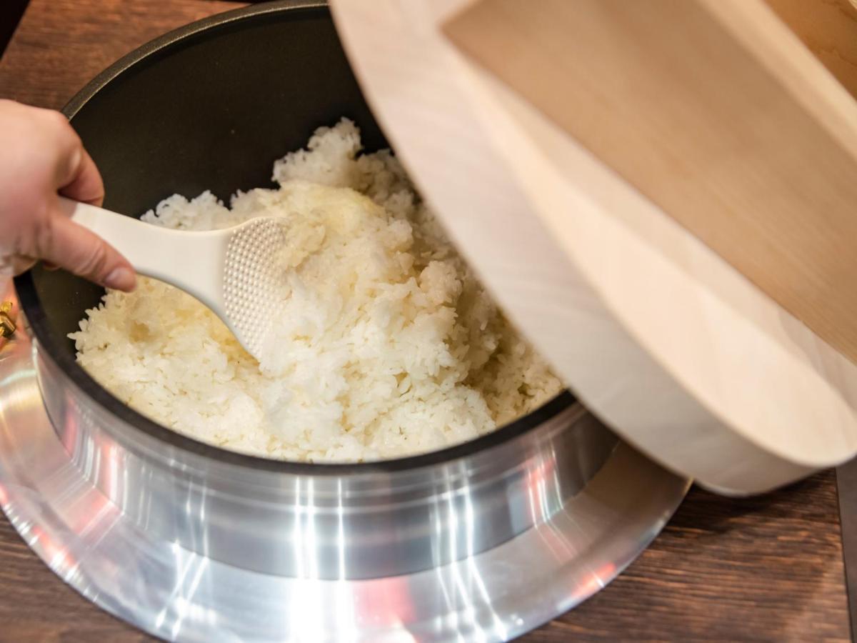 Yamatoya Honten Macujama Kültér fotó